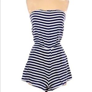 New w/tags Divided by H&M striped romper in size 4